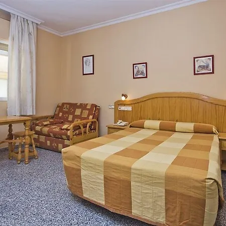 Pensión Corchos Fuengirola