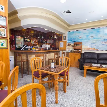 Pensión Corchos Fuengirola