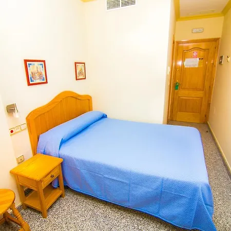 Corchos Pensión Fuengirola