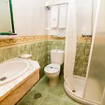 Corchos Πανσιόν Fuengirola